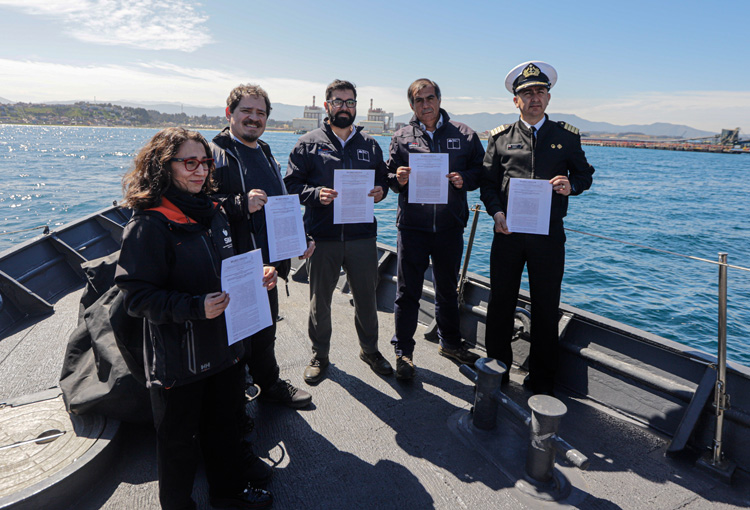 Publican normas de calidad ambiental para las aguas de la bahía de Quintero-Puchuncaví